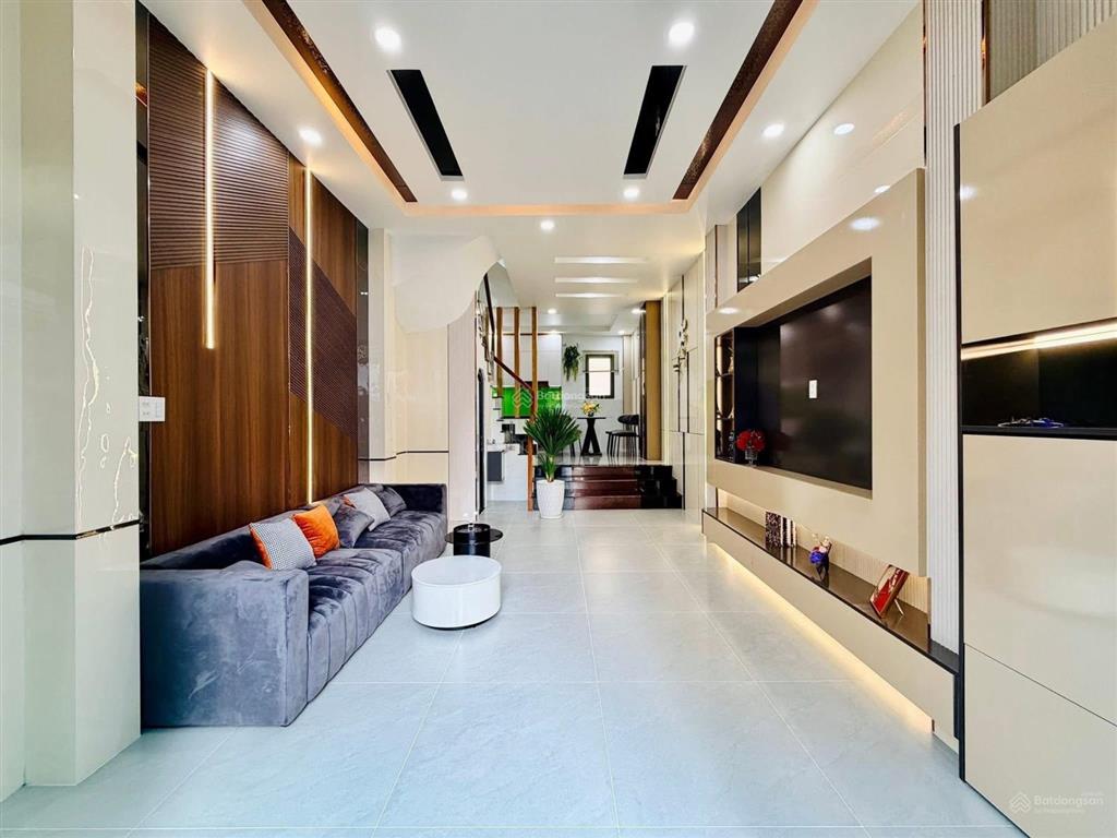 Bán nhà riêng đẹp xuất sắc tại phan đăng lưu, p1, phú nhuận, dt 88,8m2, giá 4 tỷ 650tr, sổ riêng