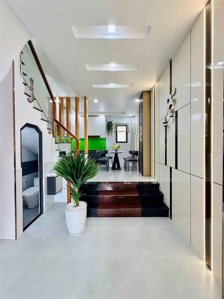 Bán nhà riêng đẹp xuất sắc tại phan đăng lưu, p1, phú nhuận, dt 88,8m2, giá 4 tỷ 650tr, sổ riêng