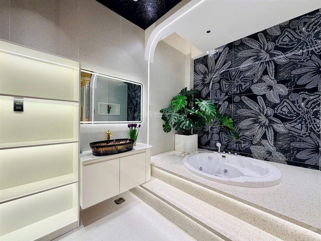 Cần bán gấp nhà trần não, an khánh, q 2, dt 115m2, giá 5 tỷ 750tr, cho thuê 24tr/th, sổ hồng riêng