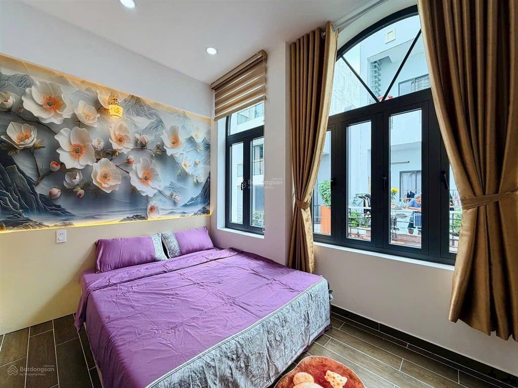 Chính chủ cần bán nhà cao thắng, p12, q10, dt 67,5m2, giá 3 tỷ 250tr, cho thuê 26tr, sổ hồng riêng
