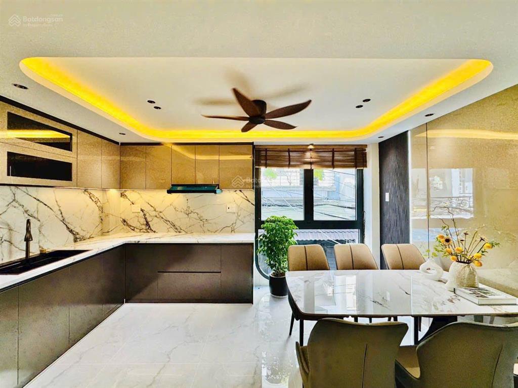 Bán nhanh nhà hẻm huỳnh văn bánh p12 phú nhuận, dt 75m2, giá 3 tỷ 250tr, thuê 24tr, sổ hồng riêng