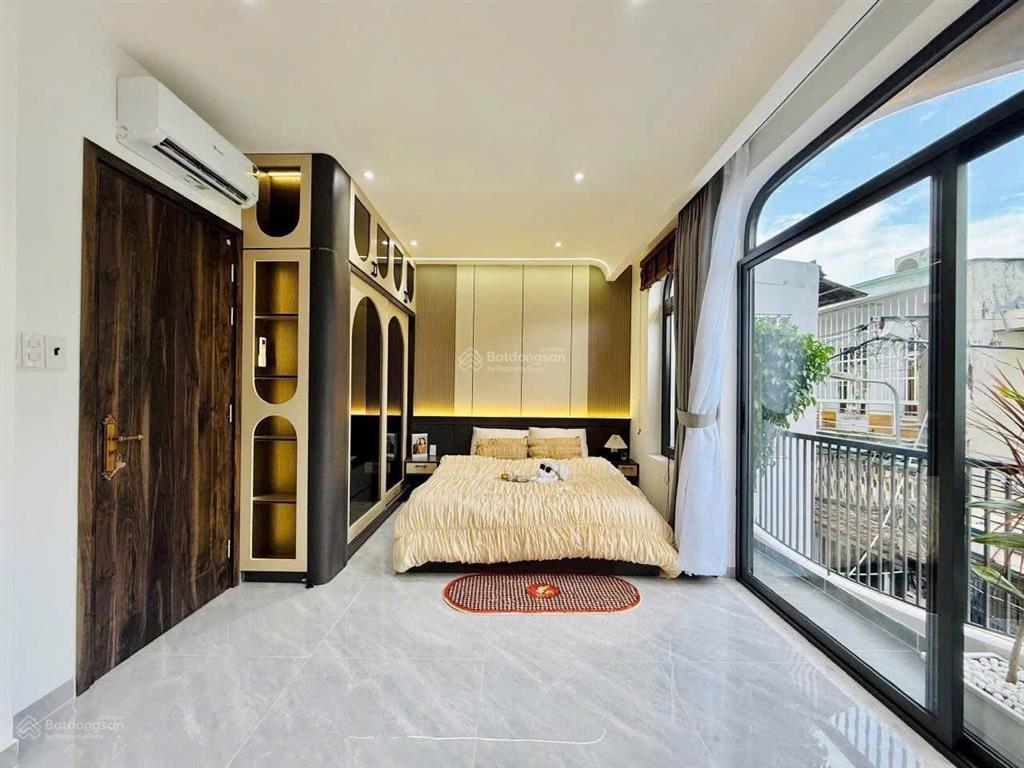 Bán nhà đẹp hxh bắc hải, p 15, q 10, dt 69,8m2, giá 3 tỷ 250tr, cho thuê 26 tr/tháng, sổ hồng riêng