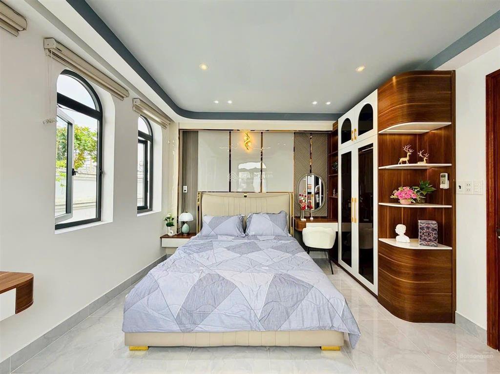 Bán nhà sát quận 1! lê văn duyệt, p1, bình thạnh, dt 76m2, giá 3 tỷ 900tr, cho thuê 26tr/th, sổ sẵn