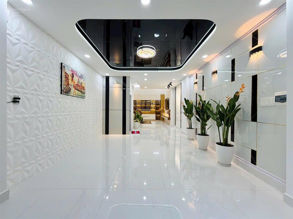 Nóng từng giờ, lời từng ngày với căn nhà sư vạn hạnh, p12, q10, dt 77,5m2, giá 4 tỷ 350tr, sổ riêng