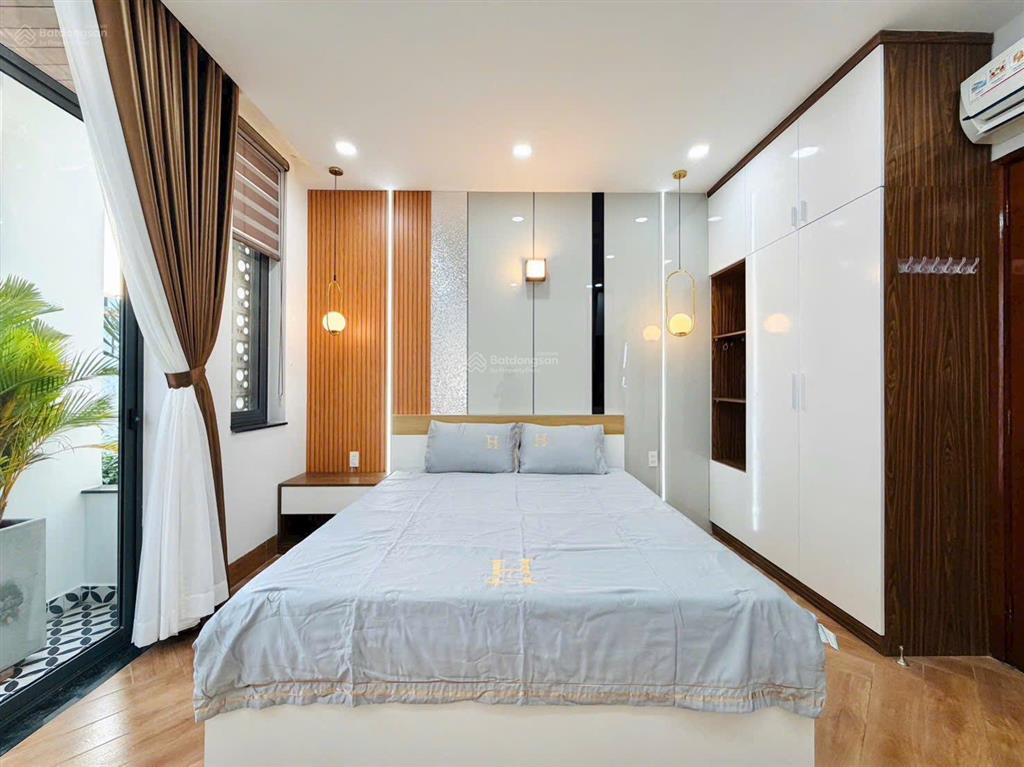 Nóng từng giờ, lời từng ngày với căn nhà sư vạn hạnh, p12, q10, dt 77,5m2, giá 4 tỷ 350tr, sổ riêng