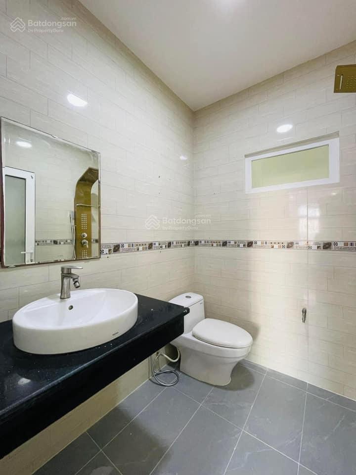 Sở hữu ngay nhà lê hồng phong, p. 10, q. 10, dt 76,9m2, giá 3 tỷ 950, cho thuê 22tr, sổ hồng riêng
