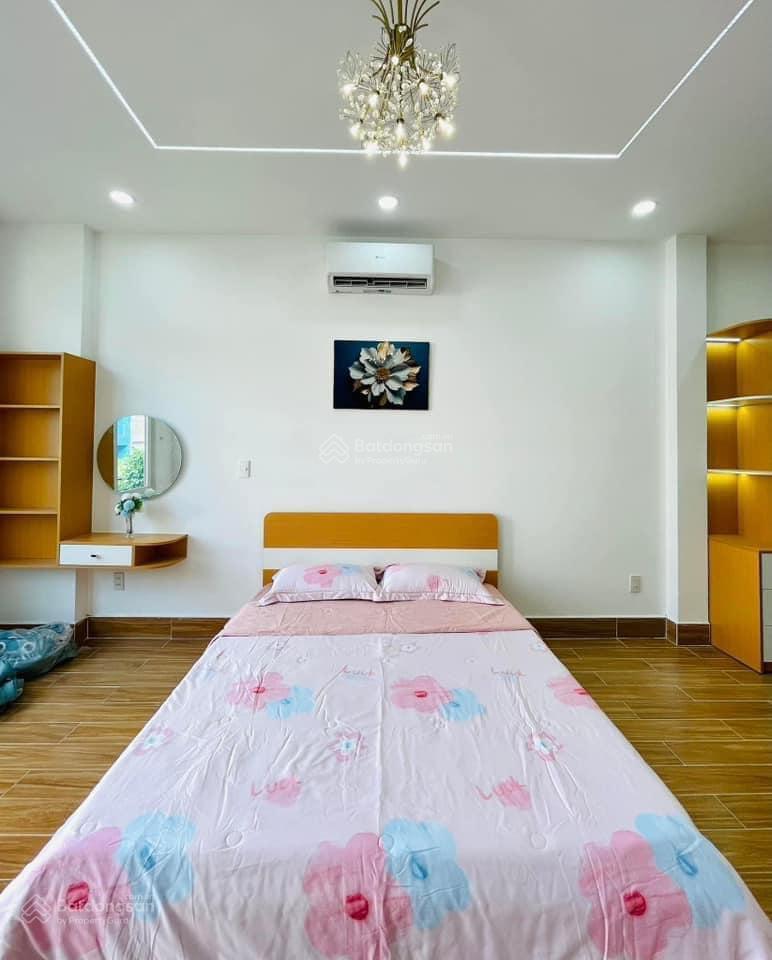 Sở hữu ngay nhà lê hồng phong, p. 10, q. 10, dt 76,9m2, giá 3 tỷ 950, cho thuê 22tr, sổ hồng riêng