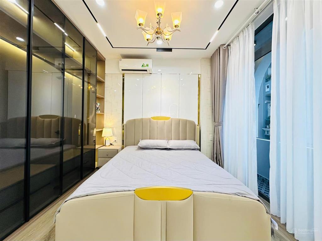 Gía tốt nhất khu vực ! bán nhà lê văn sỹ, p 12, q 3, dt 57,4m2, giá 3 tỷ 250tr, thuê 22tr, sổ riêng