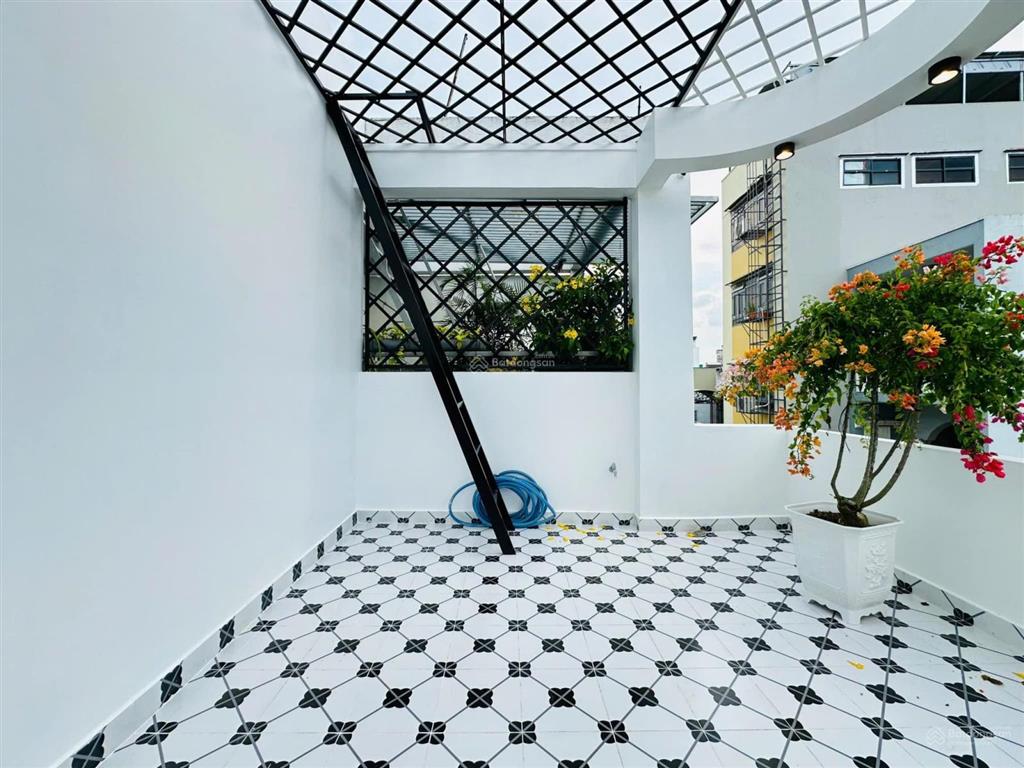 Gía tốt nhất khu vực ! bán nhà lê văn sỹ, p 12, q 3, dt 57,4m2, giá 3 tỷ 250tr, thuê 22tr, sổ riêng