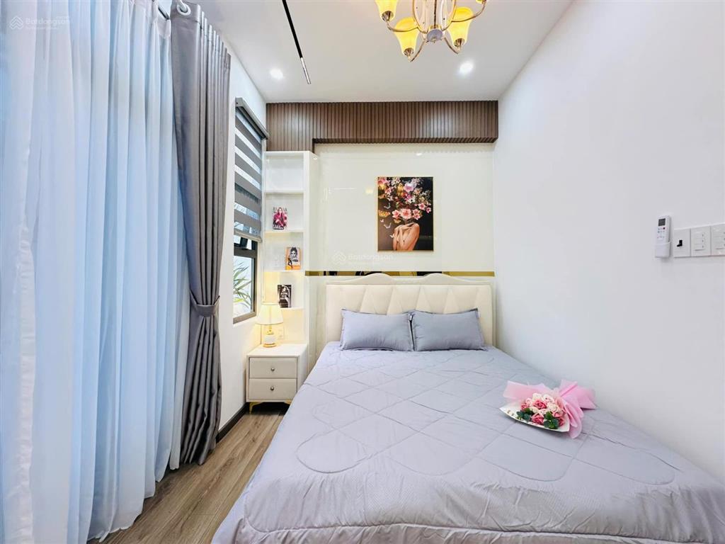 Gía tốt nhất khu vực ! bán nhà lê văn sỹ, p 12, q 3, dt 57,4m2, giá 3 tỷ 250tr, thuê 22tr, sổ riêng