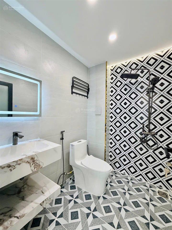 Sở hữu ngay nhà trần ngọc diện, thảo điền, q 2, dt 70,4m2, giá 3 tỷ 900tr, cho thuê 28tr, sổ riêng