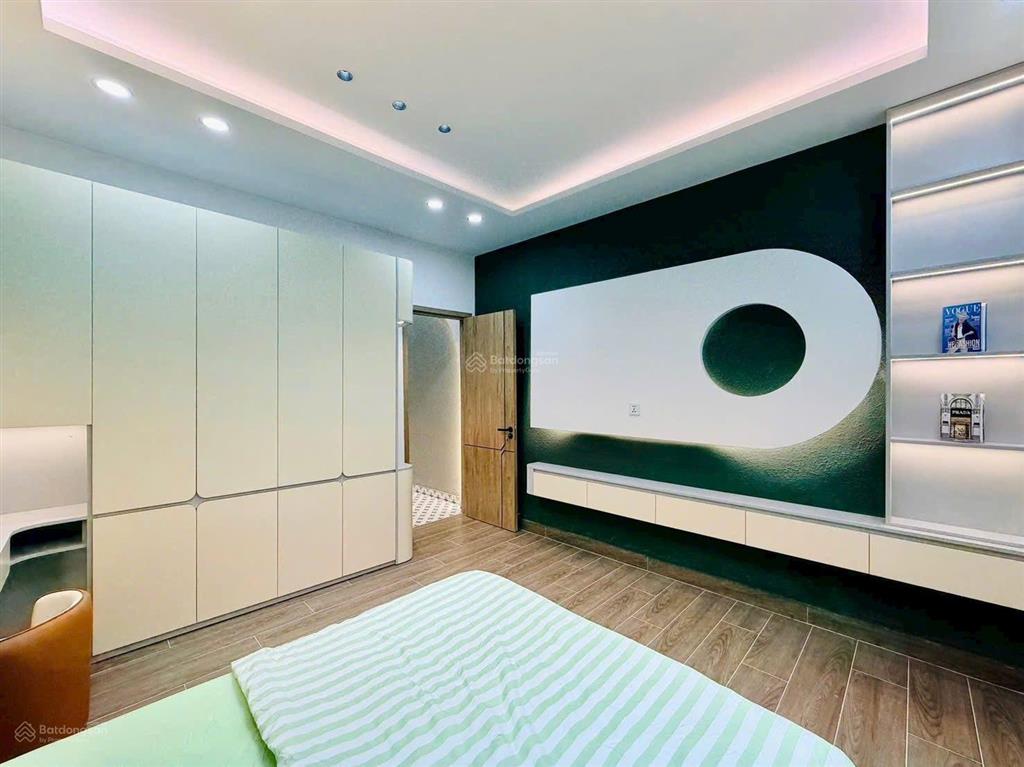Nhà trung tâm quận 3 giá 3 tỷ 570tr, hai bà trưng, dt 75m2, cho thuê 25tr  hẻm 5m, sổ hồng riêng