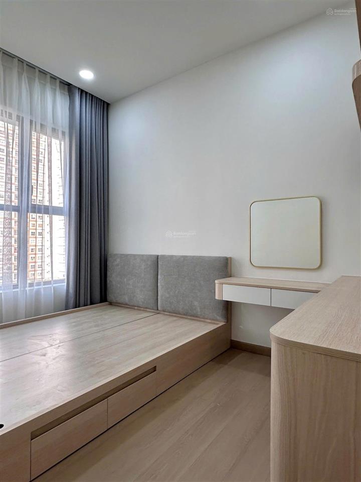 Cho thuê 3pn celestarise nhà cực đẹp tầng cao  view phú mỹ hưng