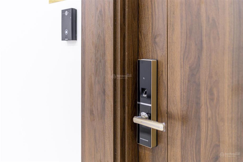 Giảm giá  cần bán gấp căn hộ 2pn tầng 21 cao cấp, tiến độ giãn 80120tr/quý