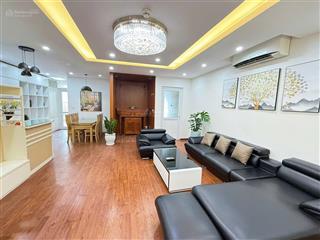 Bán căn hộ 2pn 65m2 nội thất mới tinh, tầng trung đẹp. ban công thoáng mát, giá chỉ 6 tỷ