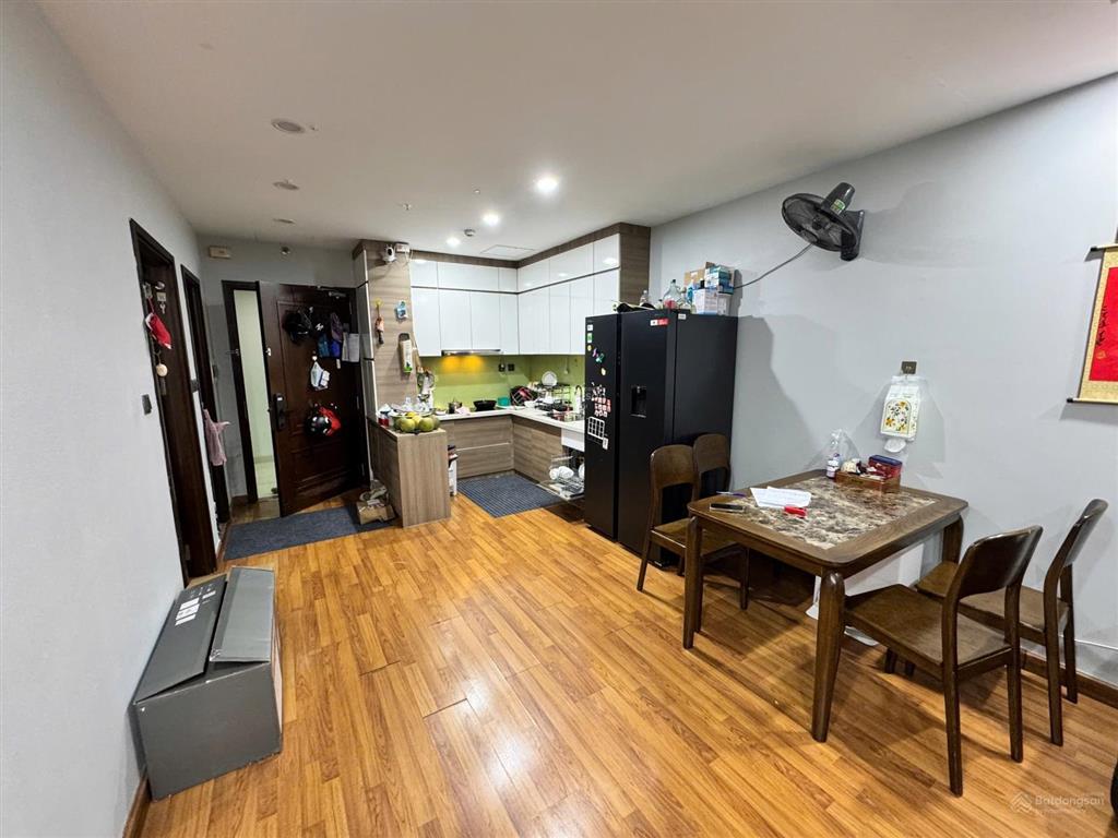 Bán nhanh căn hộ 2pn 70m2 home city. full nội thất đẹp vào ở luôn. giá chỉ 7,8 tỉ.