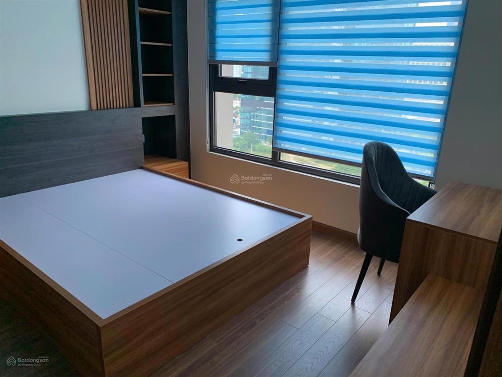 Bán nhanh căn góc 3pn 95m2 golden park ban công đông nam, đông bắc. tầng trung đẹp. giá chỉ 10 tỉ.
