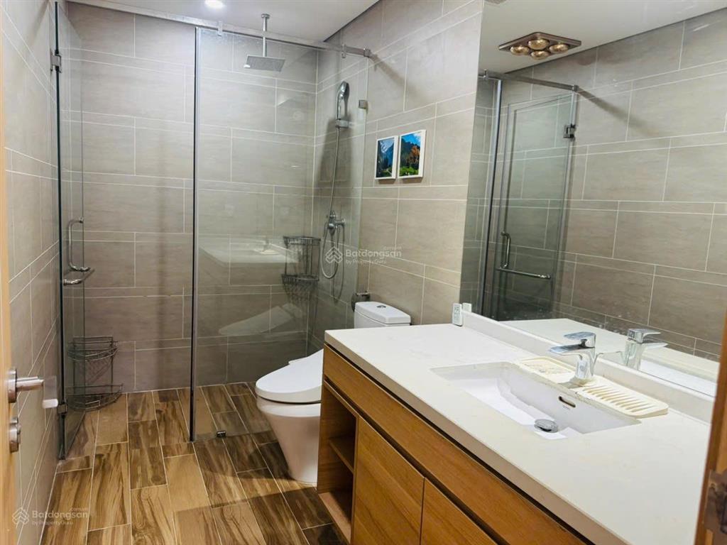 Giảm sâu bán căn góc 128m2 view hồ sky park full nội thất. tầng trung đẹp. giá chỉ 15 tỷ
