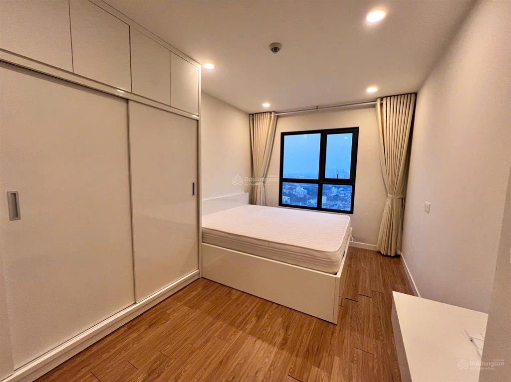 Bán nhanh căn hộ 2pn 78m2 kosmo tây hồ. sẵn sổ, full nội thất. giá chỉ 8,4 tỉ.