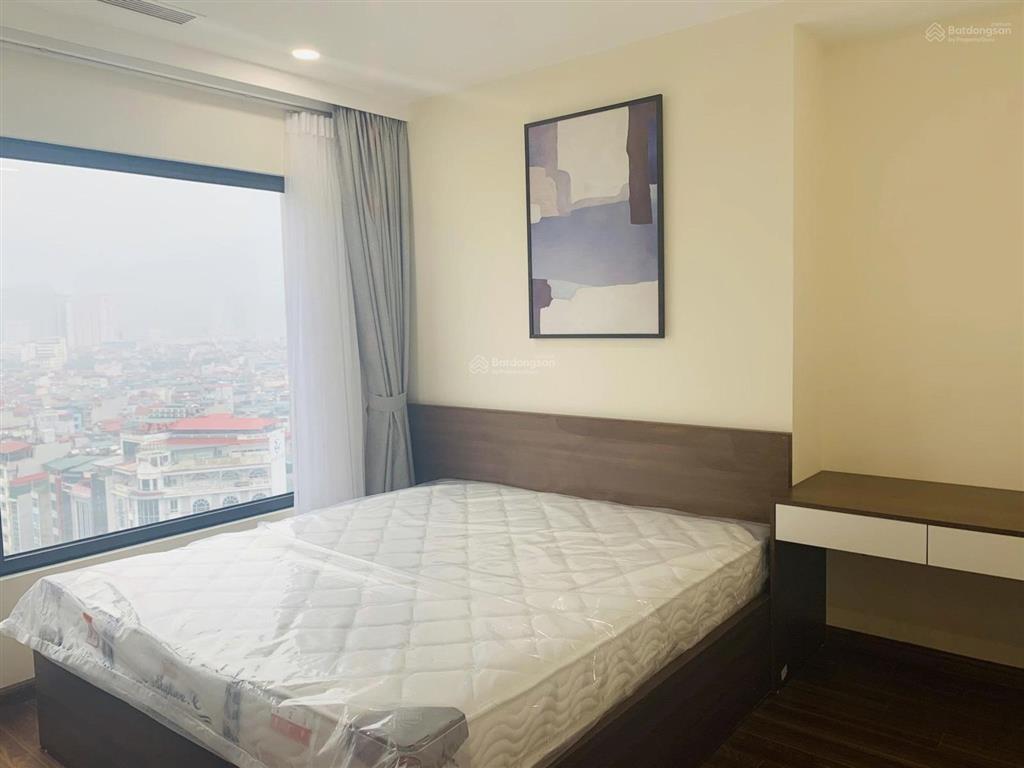 Bán nhanh căn góc 3pn ban công đông nam, đông bắc 91m² golden park. full nội thất. giá 9,1 tỷ.
