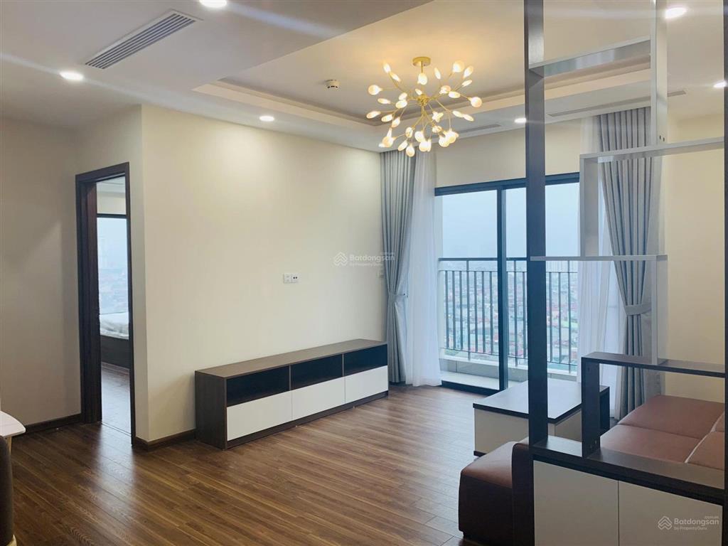Bán nhanh căn góc 3pn ban công đông nam, đông bắc 91m² golden park. full nội thất. giá 9,1 tỷ.