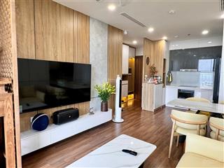 Bán căn góc 3pn 90m2 ct8  the emerald. full nội thất. tầng 20. giá 8 tỉ.