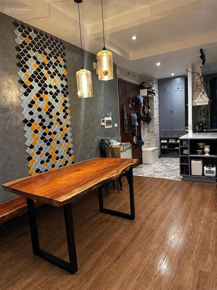 Bán nhanh căn hộ 2pn 70m2 central field 219 trung kính. full nội thất. giá 7 tỉ.