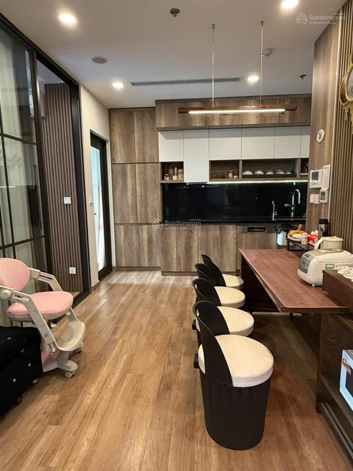 Chính chủ cần bán gấp căn 3 n tại toà r2 onsen ecopark hưng yên. giá 8.3 tỷ
