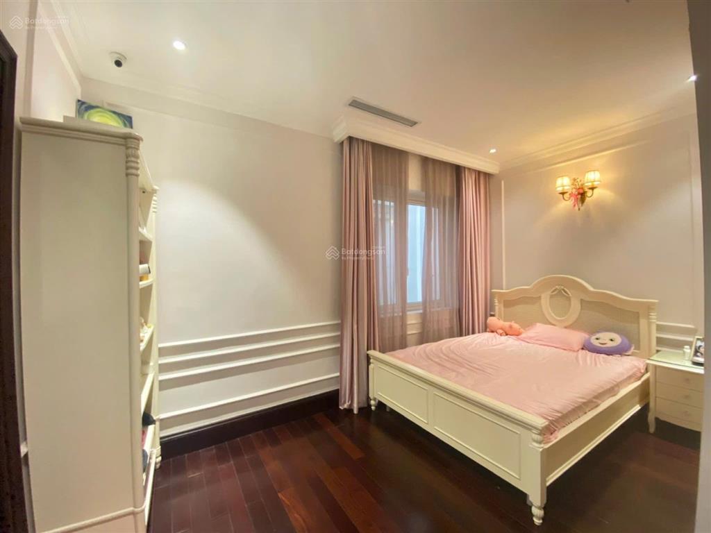 Bán nhà riêng tại vinhomes riverside, 63 tỷ, 133 m2, 4pn, 4wc, pháp lý đầy đủ