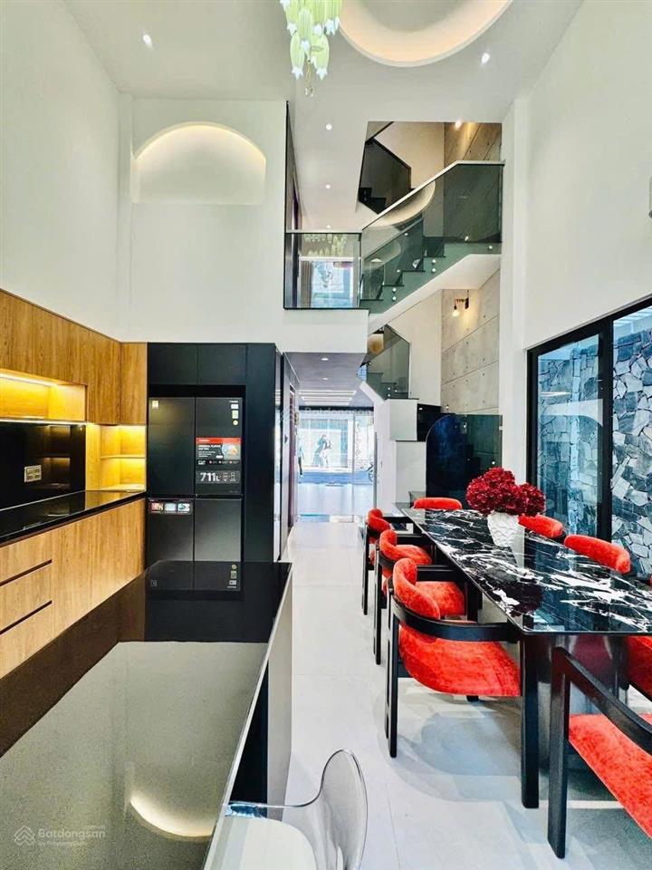 Chú tình bán nhà trần huy liệu, p11, phú nhuận. 70m2 shr hoàn công đầy đủ. giá 3tỷ450 cho thuê 20tr