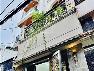 Khu vip mtnb phạm ngọc thạch, quận 3. dt 4,6x15m. công nhận 69m2. đang cho thuê 21tr/th