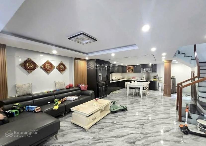 Hạ giá cần bán gấp nhà đang cho thuê 19tr/tháng. trần huy liệu  p.8  phú nhuận. giá 2tỷ950/69,8m2