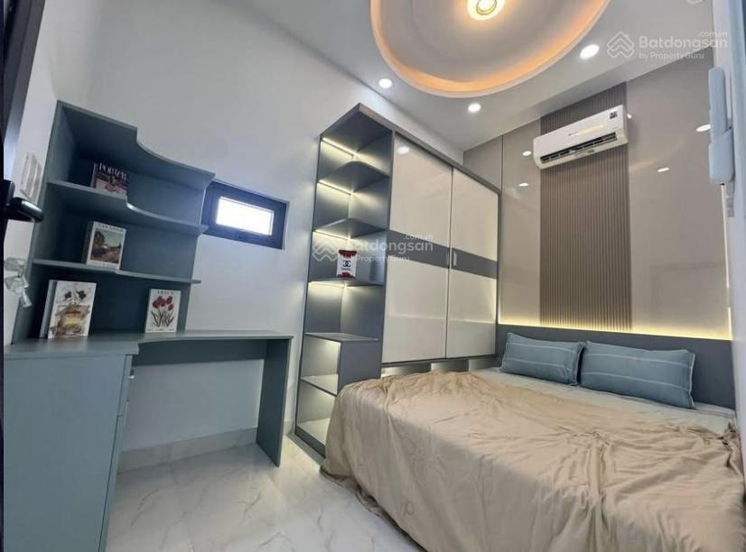 Cô vân bán nhà sát q1, dt 69m2 đang cho thuê 18tr/tháng. vũ huy tấn  p1  bình thạnh