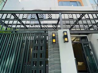 Trần thiện chánh  p.12  q.10, 1 trệt  1 lầu  gara ôtô. giá 3 tỷ 800 đang cho thuê 19tr/th