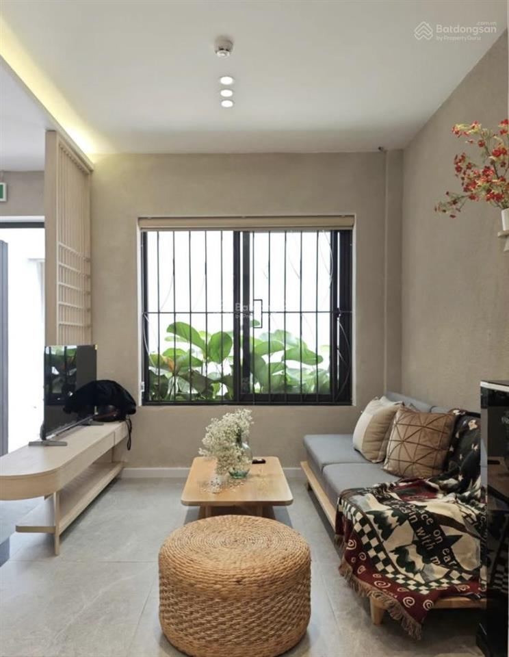 Bán nhà 3 tầng đúc 72,3m2 gần mặt tiền mai xuân thưởng sổ mới nở hậu giá 3tỷ6 đang cho thuê 20tr/th