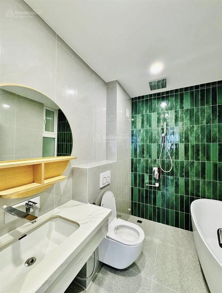 Bán nhà đường rộng 7m nguyễn phi khanh, tân định, q1 gần cv lê văn tám. đang cho thuê 28tr