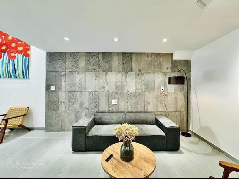 Bán nhà đường rộng 7m nguyễn phi khanh, tân định, q1 gần cv lê văn tám. đang cho thuê 28tr