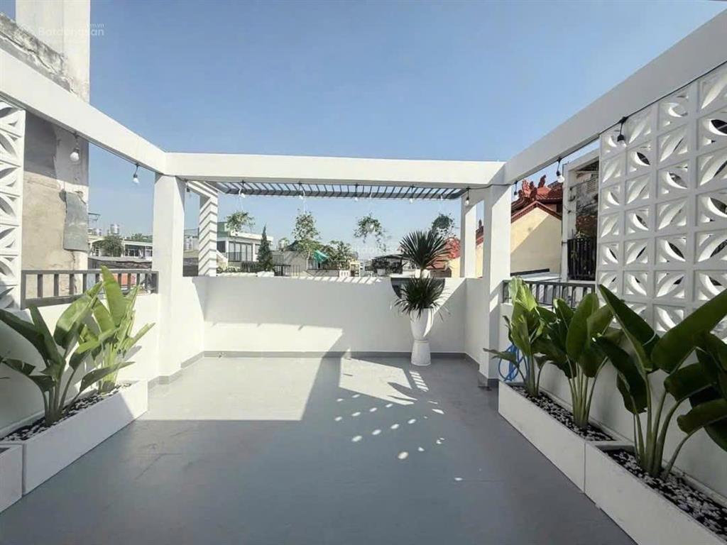 Mua nhanh kẻo mất !! bán gấp nhà siêu phẩm man thiện, q9  70m2/ 2tỷ250 đang cho thuê 14triệu/tháng