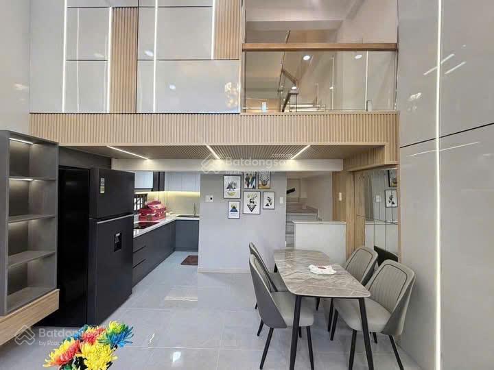 Mua nhanh kẻo mất !! bán gấp nhà siêu phẩm man thiện, q9  70m2/ 2tỷ250 đang cho thuê 14triệu/tháng