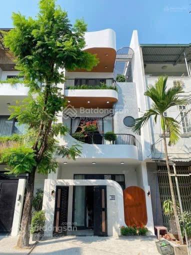 Bán nhà ngay trung tâm quận 3 trên đường võ thị sáu, bán gấp 3tỷ850/78m2 sẳn đang cho thuê 25tr