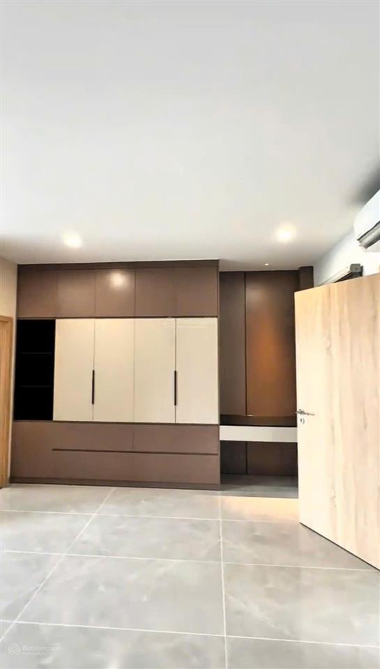 Nhanh mới kịp, phước bình 3 tấm, sổ nét, nguyễn trãi mặt tiền, 2tỷ490/89,6m2 (4x22.4m) 4pn 5wc