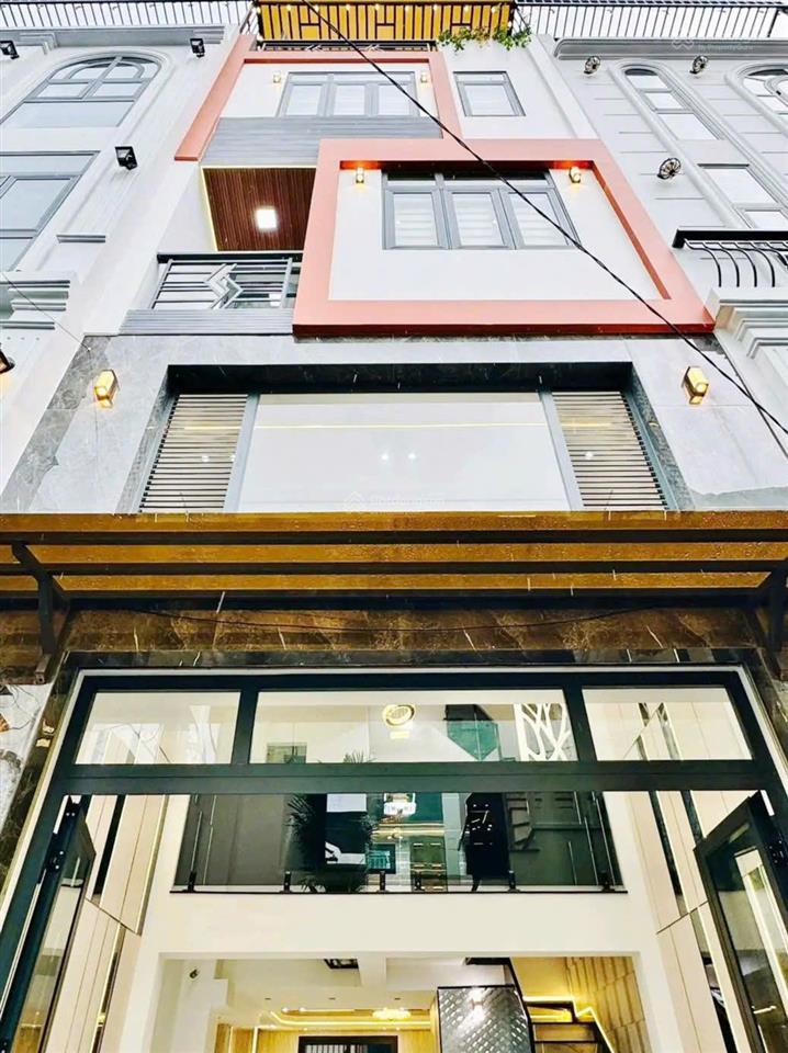 Bán nhà 2 tầng  ô tô đỗ cửa  full nội thất  gần đông tăng long 65m2 1 trệt, 2 lầu