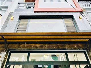 Bán nhà 2 tầng  ô tô đỗ cửa  full nội thất  gần đông tăng long 65m2 1 trệt, 2 lầu