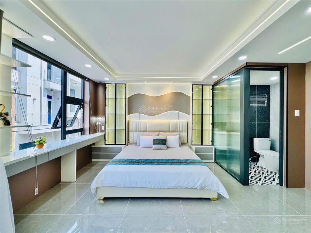 Bán gấp nhà (75m2) hẻm xe hơi 5m  gần ngay cao đẳng công thương. giá 2tỷ380 có thu nhập 16tr/tháng