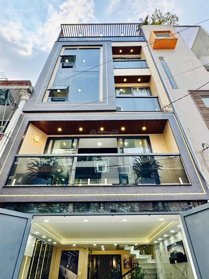 Bán gấp nhà (75m2) hẻm xe hơi 5m  gần ngay cao đẳng công thương. giá 2tỷ380 có thu nhập 16tr/tháng