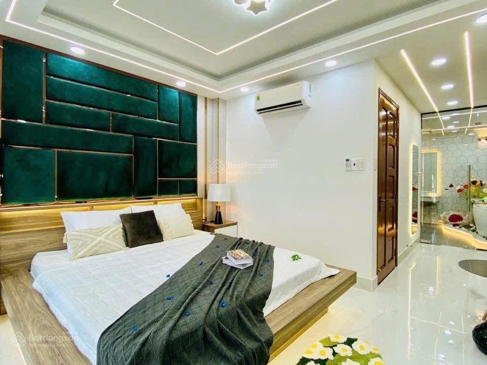 Kẹt tiền bán gấp! liên phường 2tỷ050  72,4m2 đang cho thuê 10tr/tháng. gần khu khang điền, quận 9