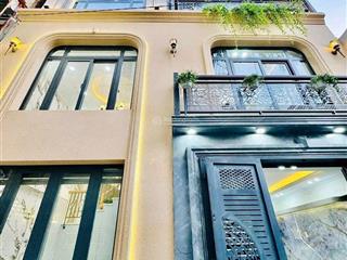 Nhà đẹp đ. thành thái, p12, q10, 68m2 (ngang 4,5m) gần vạn hạnh mall, hđ thuê 18tr/tháng