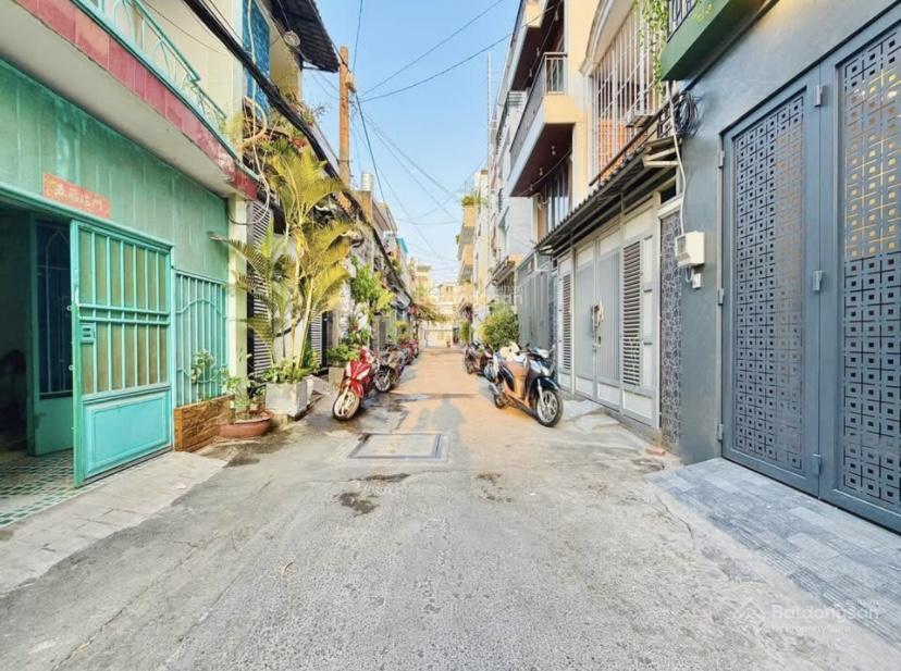 Bán gấp nhà đường 22, hiệp phú, q9. 73m2 1trệt  2lầu (4pn  5wc) 2tỷ240 đang chi thuê 16tr/tháng