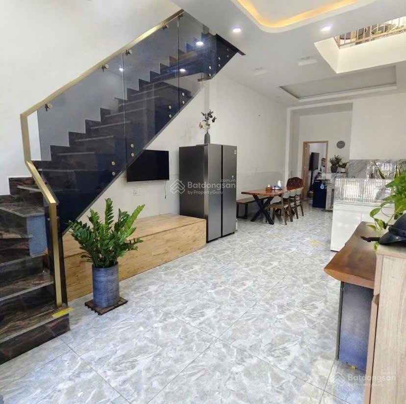 Giá ưu đãi bán nhanh nhà dương đình hội, phước long b, quận 9, giá 2tỷ cho thuê 15tr/tháng sổ riêng