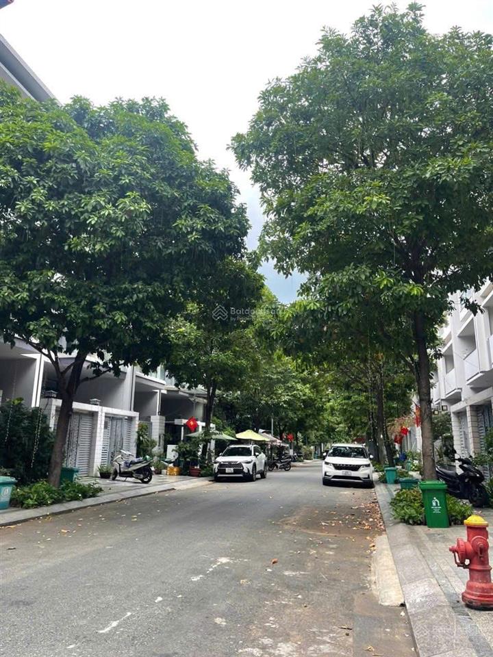 Bán nhà 3 tấm kiên cố đường lê văn chí, linh xuân, thủ đức, gần làng đại học 72,3m2/ 2tỷ890 còn tl